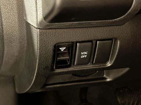 Used 2010 Nissan Altima 2.5 S w/ Premium Audio Pkg image 31