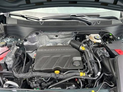 New 2026 Chevrolet Trax LS FWD image 32