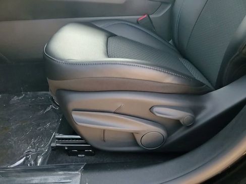 New 2026 Jeep Compass Latitude AWD/4WD image 25