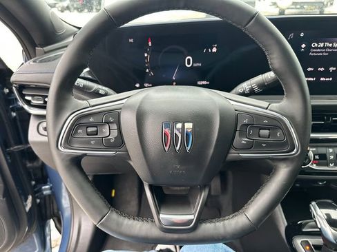 Used 2025 Buick Envista Sport Touring w/ Convenience I Package image 30