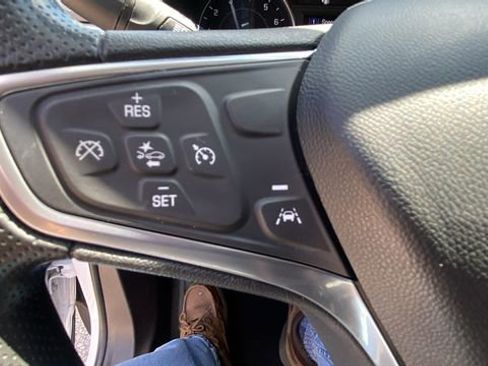 Used 2023 Chevrolet Equinox LS w/ LS Convenience Package AWD/4WD image 21