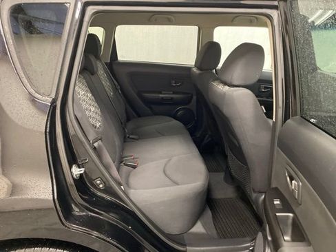 Used 2011 Kia Soul + FWD image 22