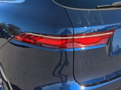 New 2026 Jaguar F-PACE R-Dynamic S image 9