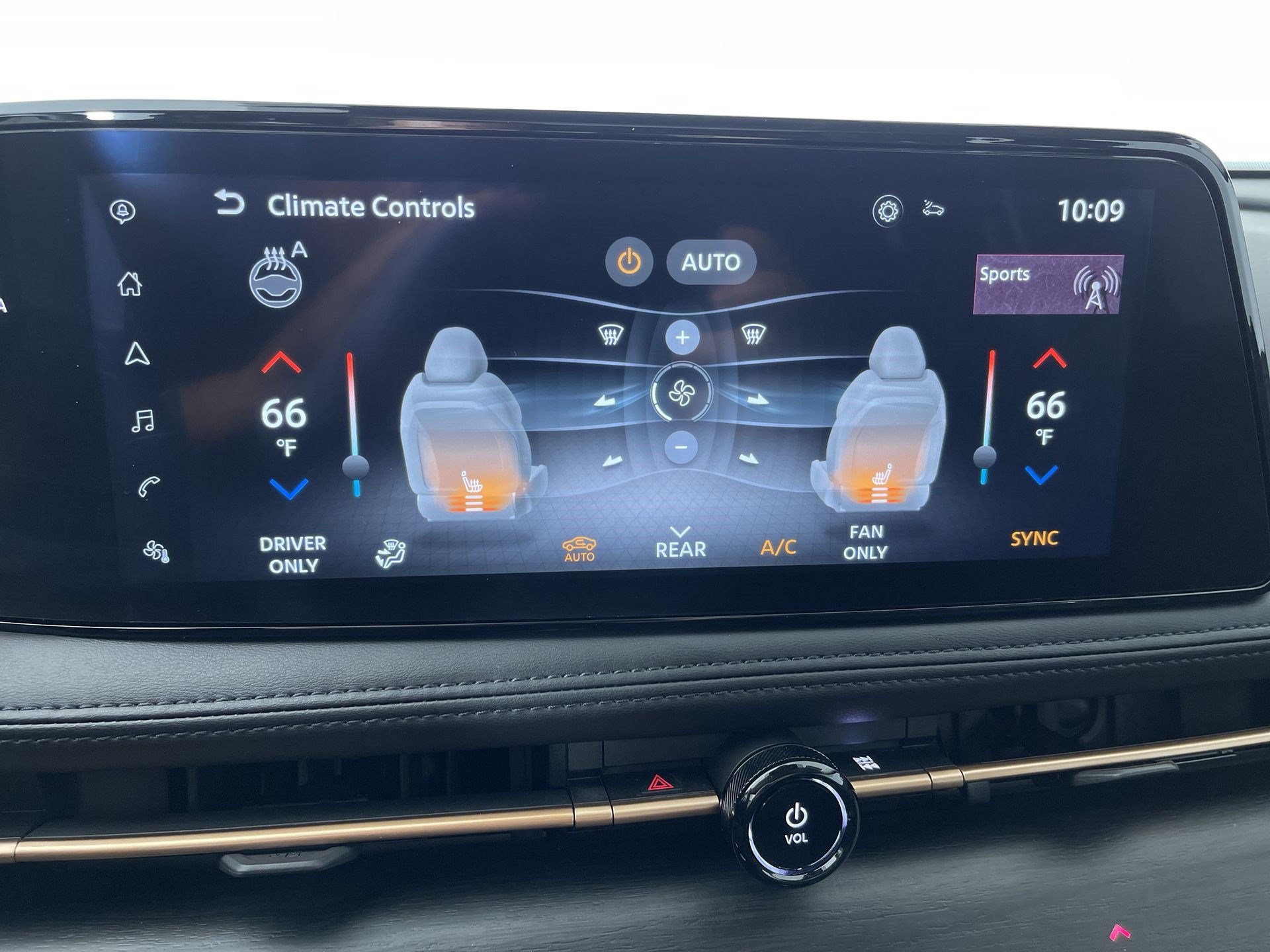 Certified 2024 Nissan Ariya AWD image 20
