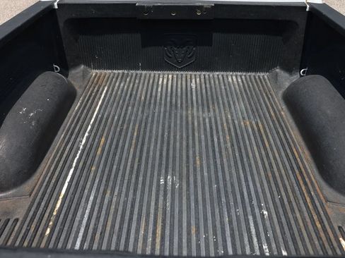 Used 2015 RAM 1500 Big Horn RWD image 15