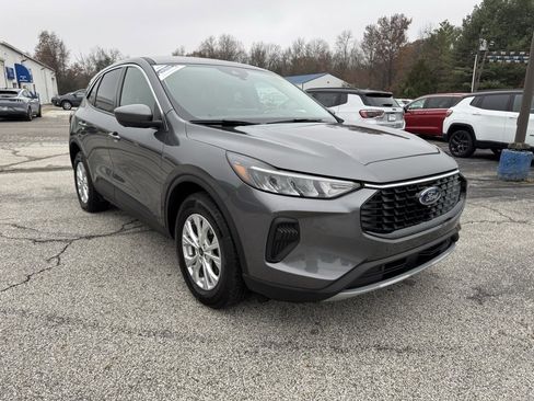 Used 2023 Ford Escape Active w/ Tech Pack #2 image 9