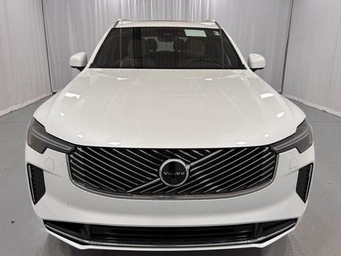 New 2026 Volvo XC90 T8 Plus w/ Protection Package Premier image 3