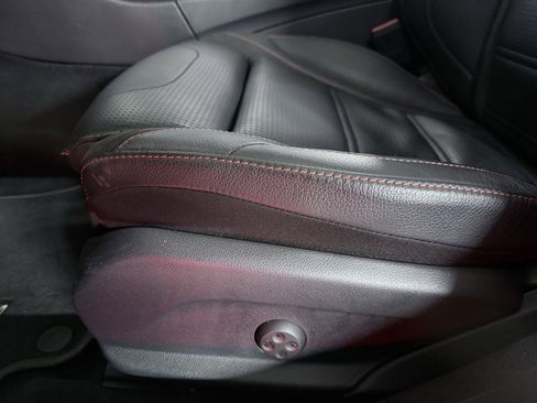 Used 2020 Mercedes-Benz C 43 AMG 4MATIC Sedan w/ Exterior Lighting Package image 19