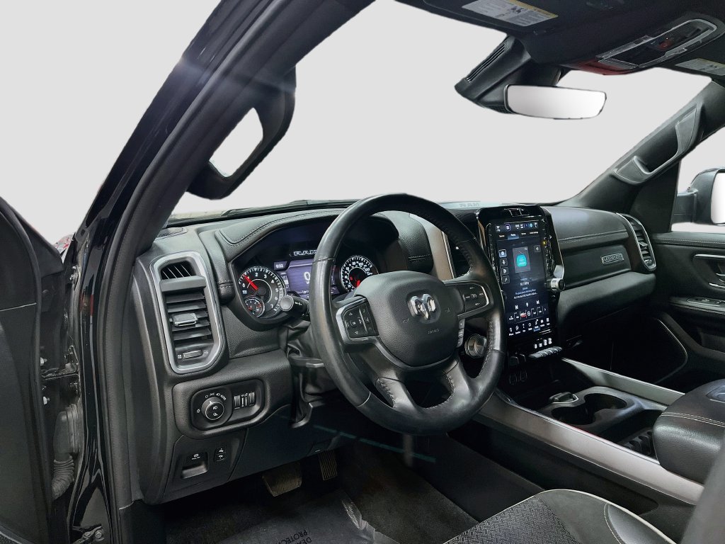 Used 2023 RAM 1500 Laramie AWD/4WD image 9