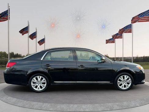 Used 2012 Toyota Avalon FWD image 8