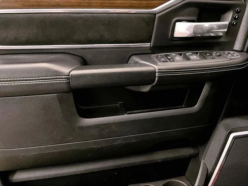 Used 2024 RAM 3500 Laramie image 22