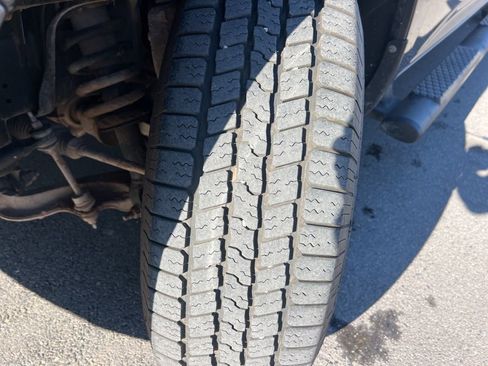 Certified 2020 RAM 1500 Classic SLT image 27