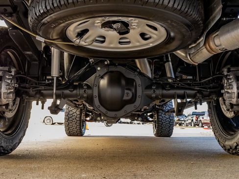 Used 2024 GMC Sierra 2500 Denali w/ Denali Reserve Package image 17