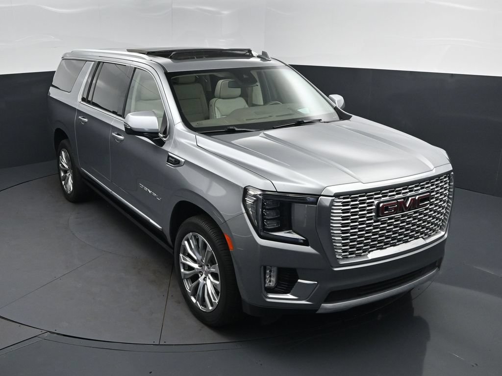 Used 2023 GMC Yukon XL Denali w/ LPO, Floor Liner Package RWD image 1