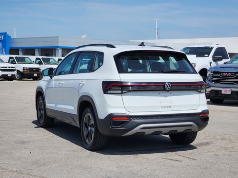Used 2025 Volkswagen Taos S FWD image 5