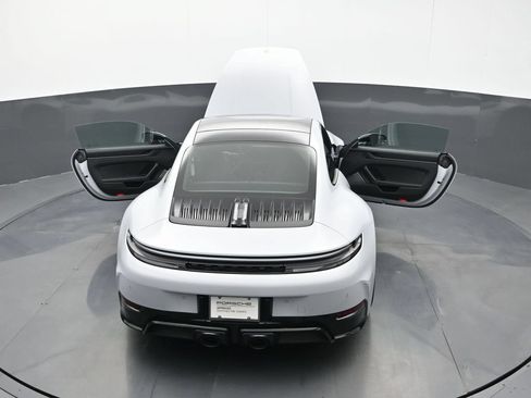 Certified 2026 Porsche 911 Carrera 4 GTS AWD/4WD image 23