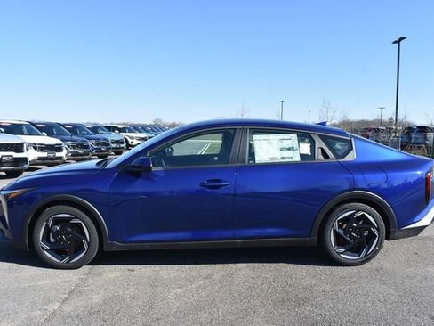 New 2026 Kia K4 EX image 7