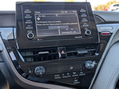 Used 2024 Toyota Camry LE image 17