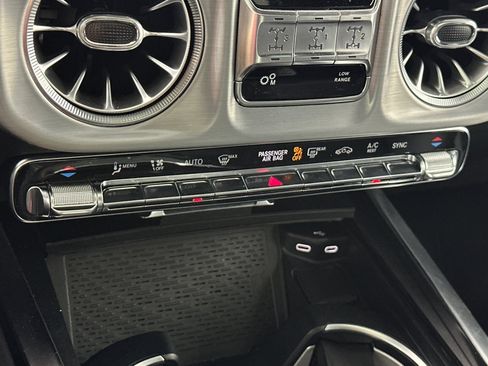Used 2025 Mercedes-Benz G 550 image 20