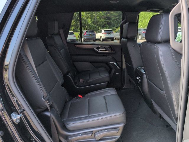 Used 2025 GMC Yukon Denali AWD/4WD image 29