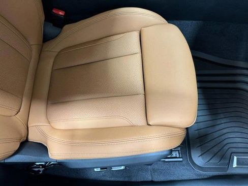 Used 2025 BMW i4 xDrive40i w/ Premium Package image 19