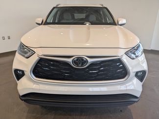 Used 2020 Toyota Highlander XLE video 2