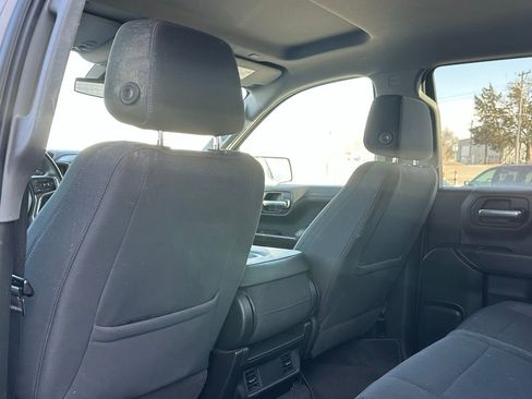 Used 2020 Chevrolet Silverado 1500 LT w/ Fleet Comfort Package image 13