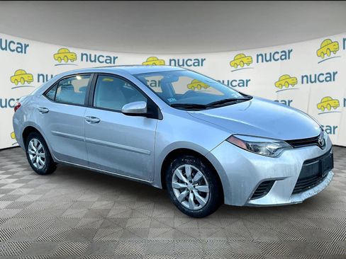 Used 2015 Toyota Corolla LE image 1