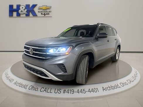 Used 2022 Volkswagen Atlas SE w/ Panoramic Sunroof Package FWD image 4