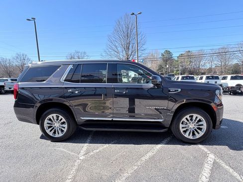 Used 2024 GMC Yukon SLT image 4