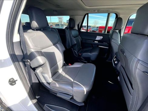 Used 2025 Ford Expedition Max Active image 28