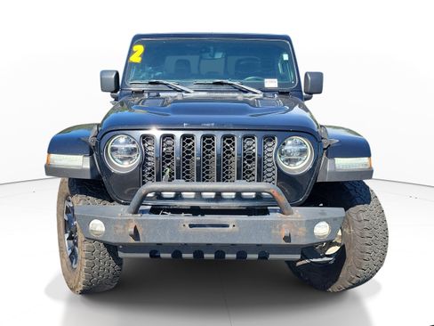 Used 2022 Jeep Gladiator Rubicon w/ LED Lighting Group AWD/4WD image 2