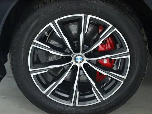 Certified 2024 BMW X6 xDrive40i w/ Premium Package image 39