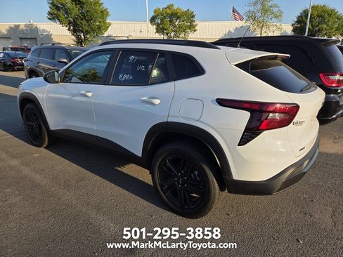 Used 2025 Chevrolet Trax ACTIV w/ Driver Confidence Package FWD image 5