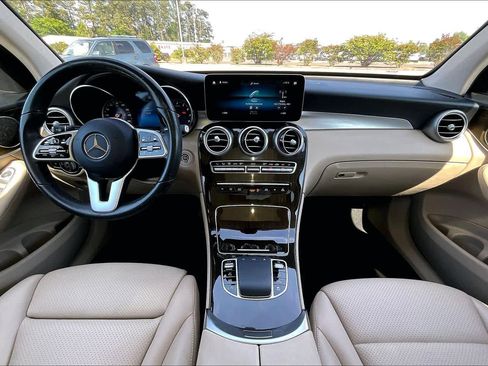 Certified 2021 Mercedes-Benz GLC 300 image 16