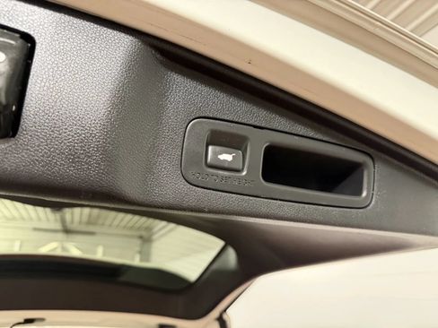 Used 2018 Honda CR-V EX-L image 34