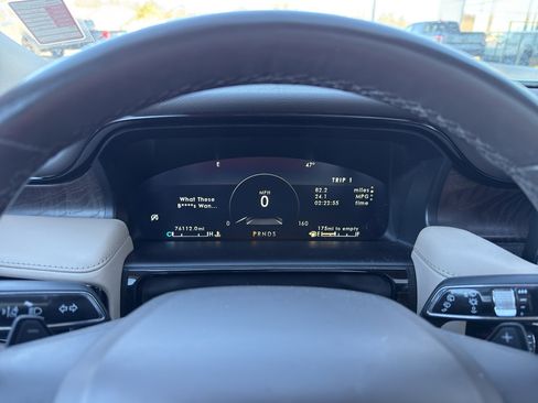 Used 2021 Lincoln Nautilus Reserve image 21