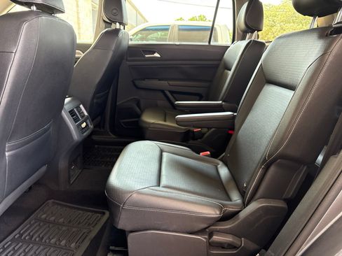 Used 2021 Volkswagen Atlas SE w/ Panoramic Sunroof Package AWD/4WD image 15