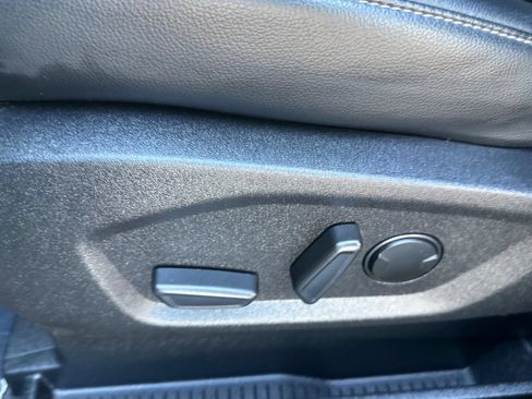 Used 2024 Ford Edge SEL w/ Convenience Package AWD/4WD image 12