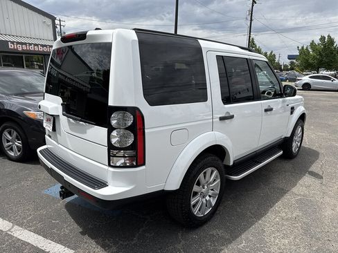 Used 2016 Land Rover LR4 AWD/4WD image 4