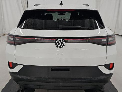 Used 2023 Volkswagen ID.4 Pro image 5