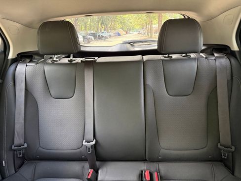 Used 2025 Buick Encore GX Preferred FWD image 35