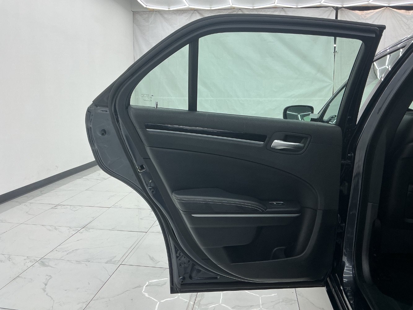 Used 2019 Chrysler 300 S AWD/4WD image 24