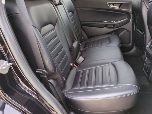 Used 2019 Ford Edge SEL w/ Equipment Group 201A AWD/4WD image 19