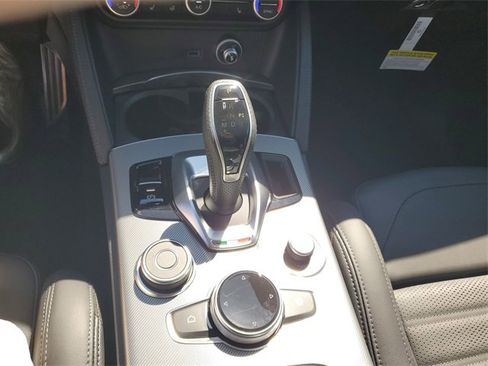 New 2025 Alfa Romeo Stelvio Sprint w/ Veloce Package image 32