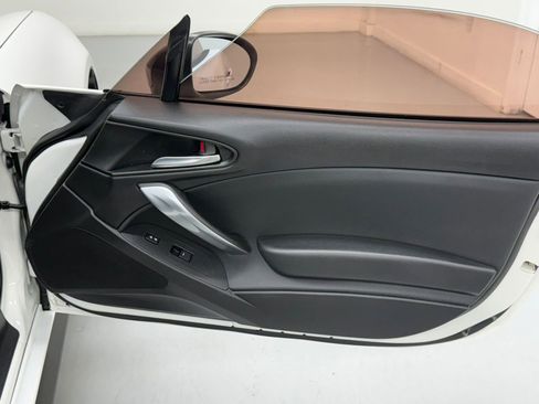 Used 2017 FIAT 124 Spider Abarth image 28