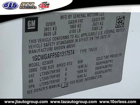 Used 2016 Chevrolet Express 2500 RWD image 18