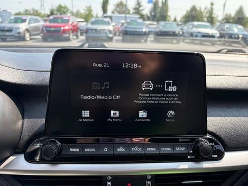 Used 2021 Kia Forte LXS FWD image 24
