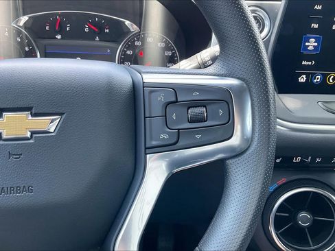 Used 2023 Chevrolet Blazer LT w/ Convenience Package FWD image 19