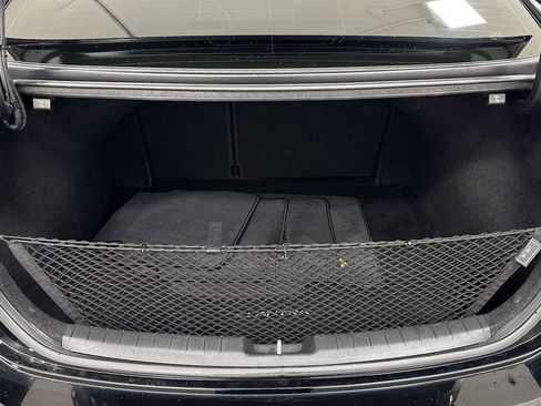 Used 2018 Hyundai Elantra SE image 25